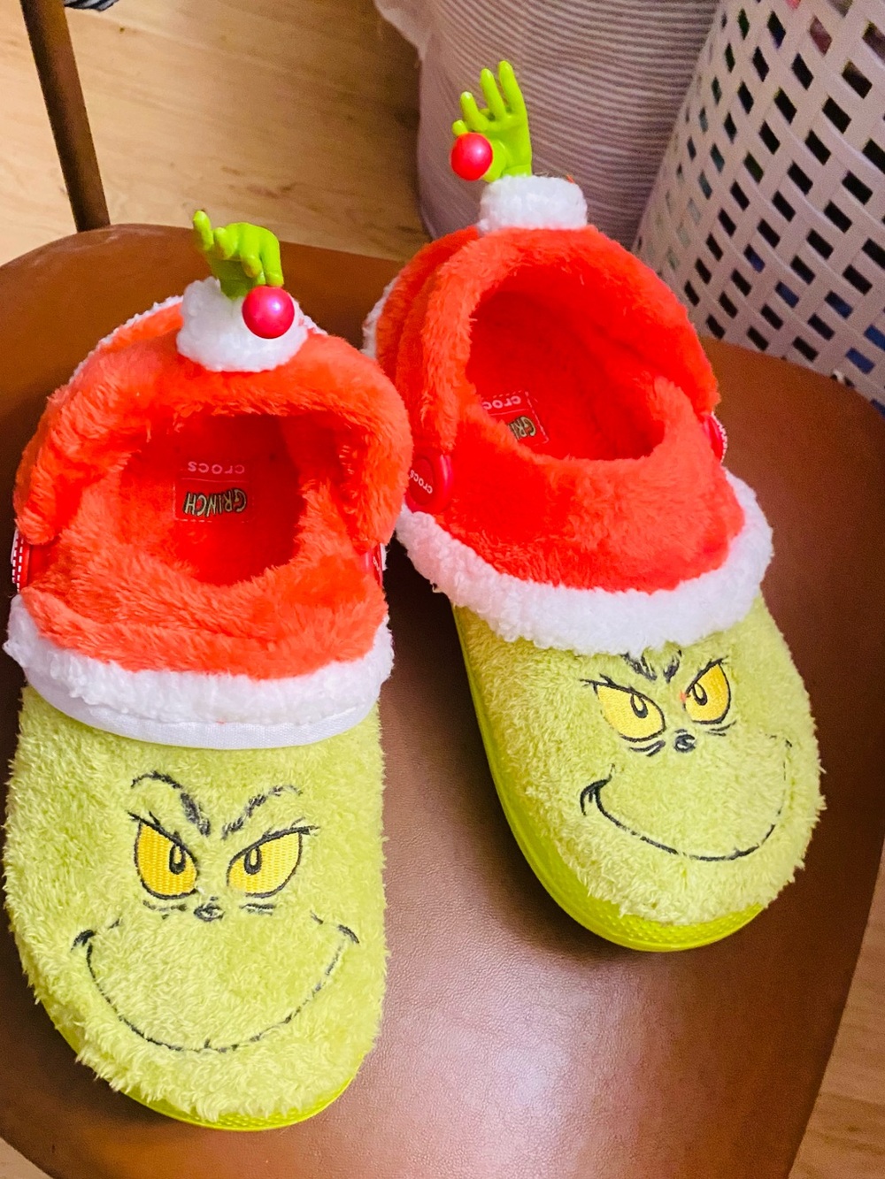 CROCS Grinch Green Clogs
